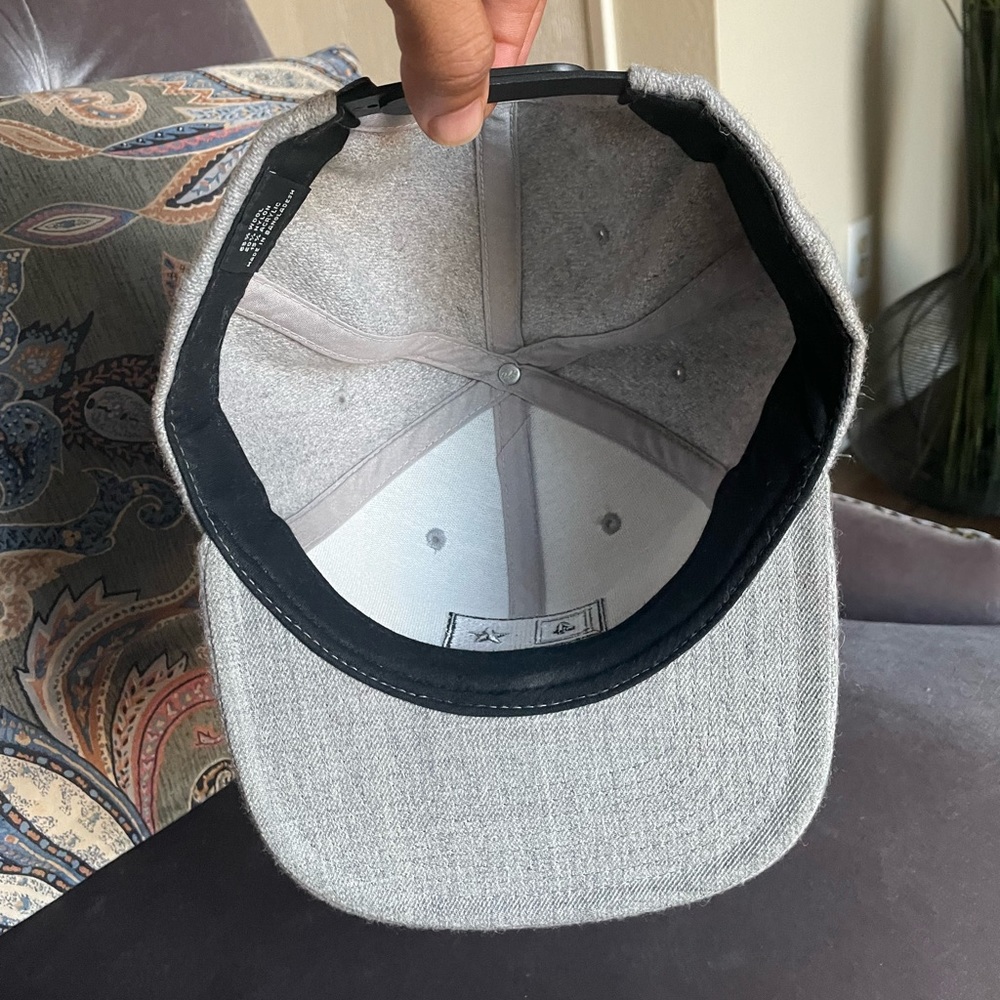 4 Star adjustable hat - Picture 3 of 4